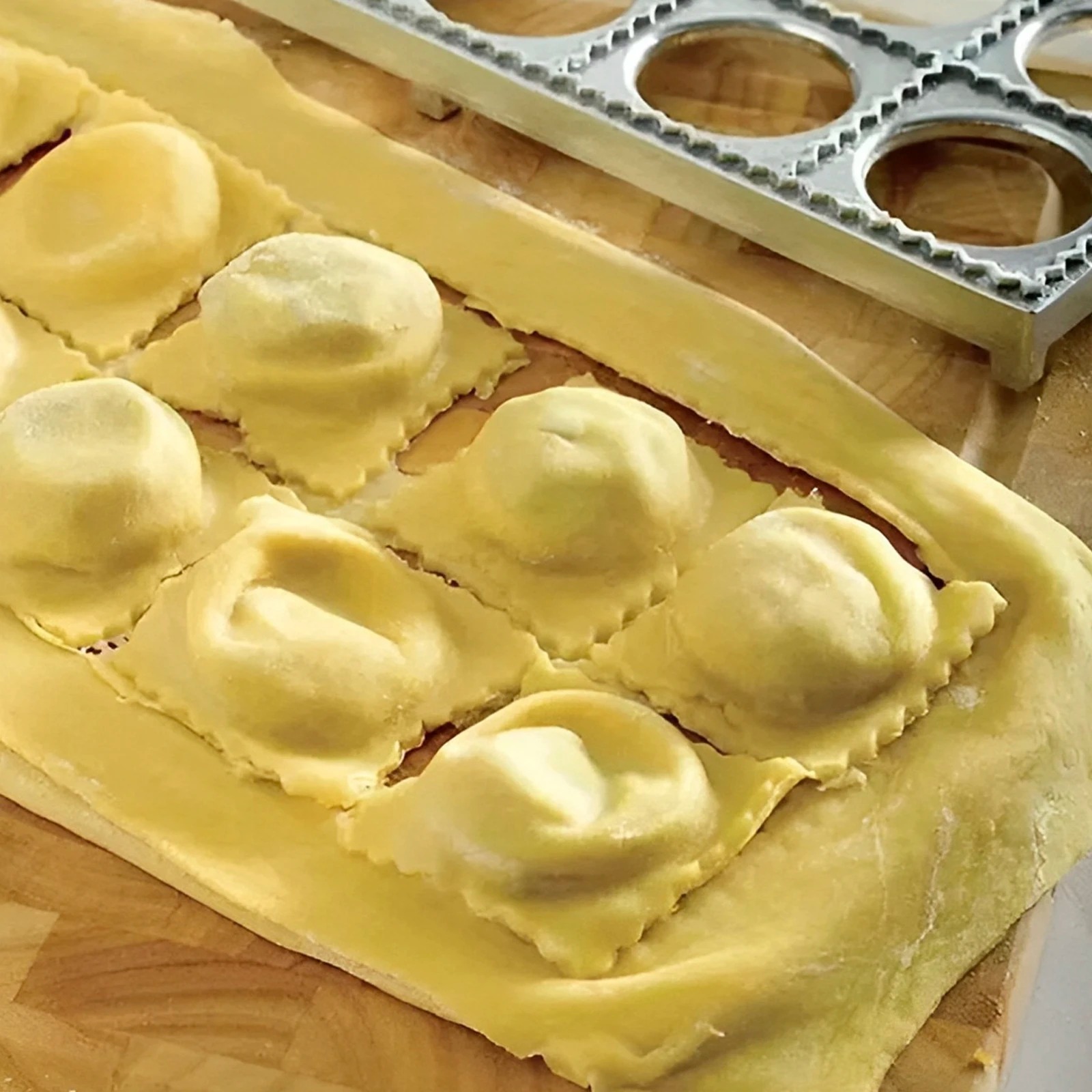 Molde de bolinho 12 buracos ra - Kitchen Baking Store avaliação e preço